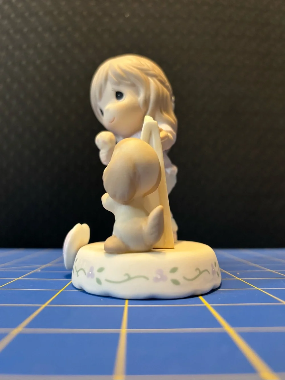 Precious Moments Figurine with Puppy - Growing in Grace Age 11 - Picture 2 of 8